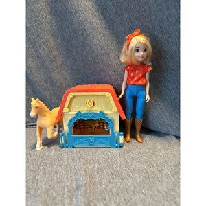 Lucky Doll With Horse & Barn Playset 5" Doll 4" Horse 5" Barn Articulated Figure